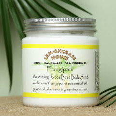 Скраб для тела с гранулами жожоба «Франжипани»