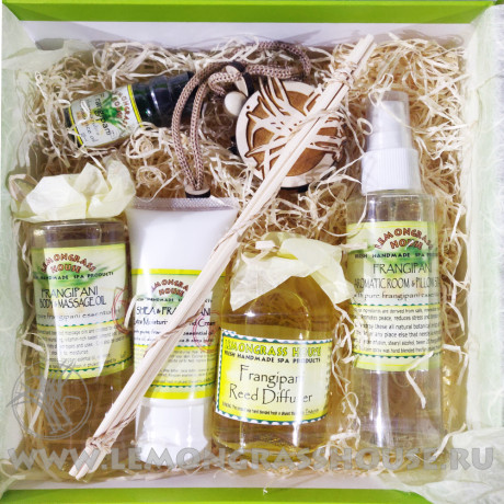 Набор "Влюбленные в Франжипани" большой подарочный цветочный 