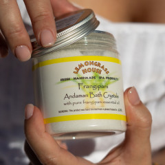 Андаманская соль для ванны «Франжипани»